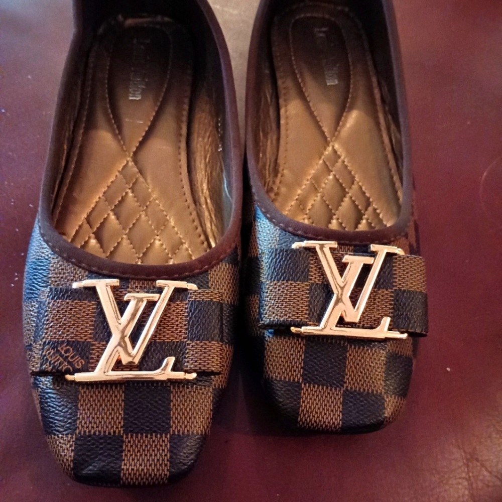 Louis Vuitton Brown Flats with Gold LV Detail
